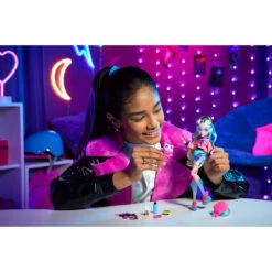 MATTEL Monster High Lagoona Blue Pop Met Huisdier En Accessoires -Jumbo Winkel 1995017 674af32e